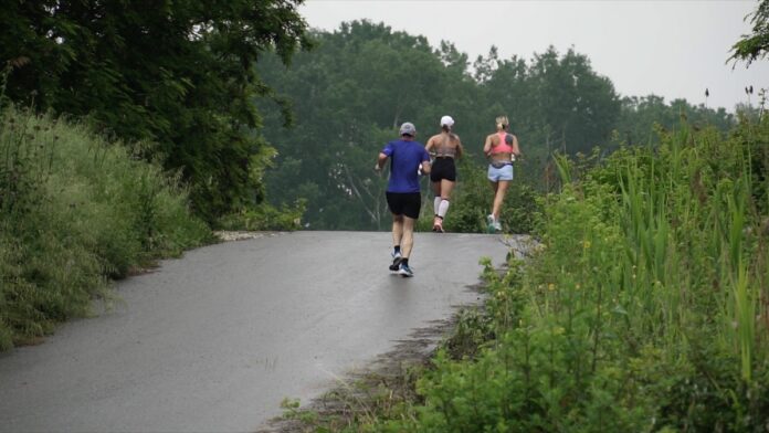 Axios running festival