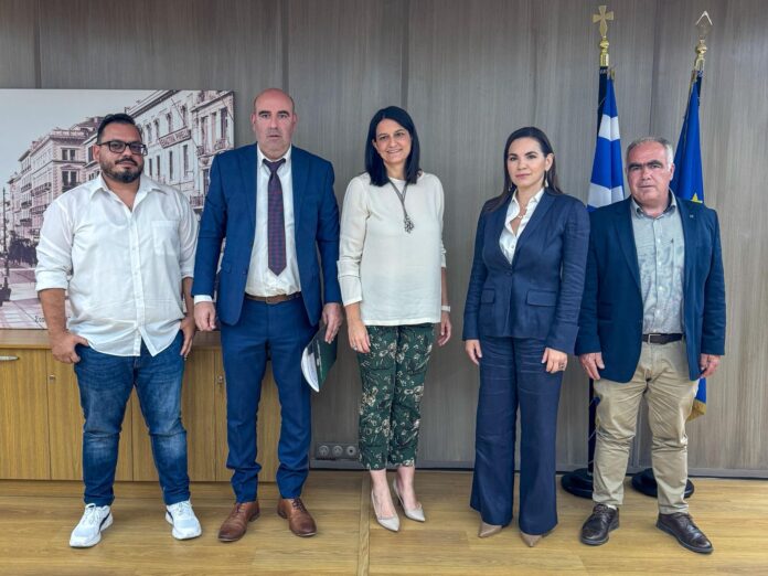 Όλγα Κεφαλογιάννη Νίκη Κεραμέως